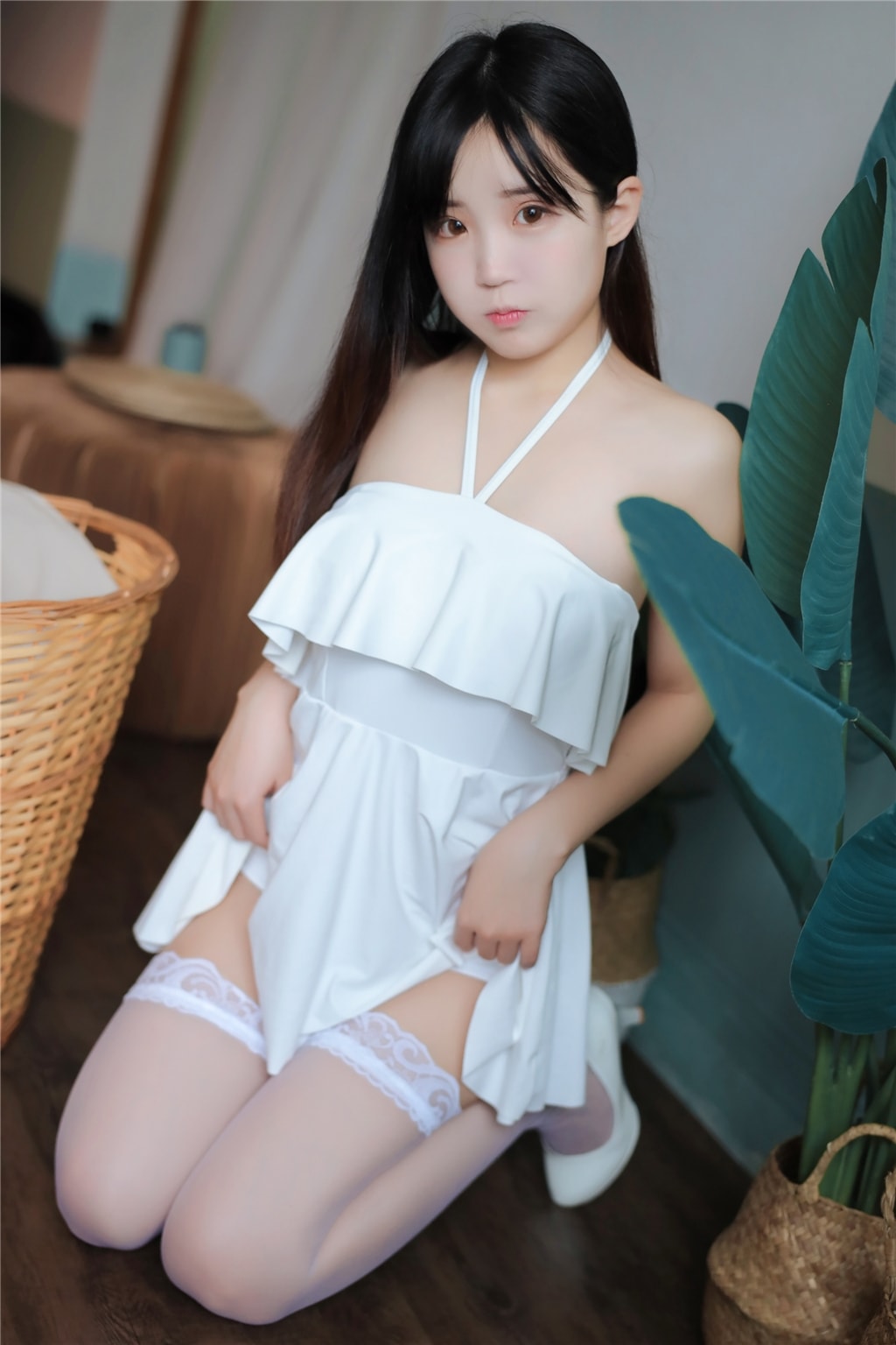 御子的白裙 - (47P)